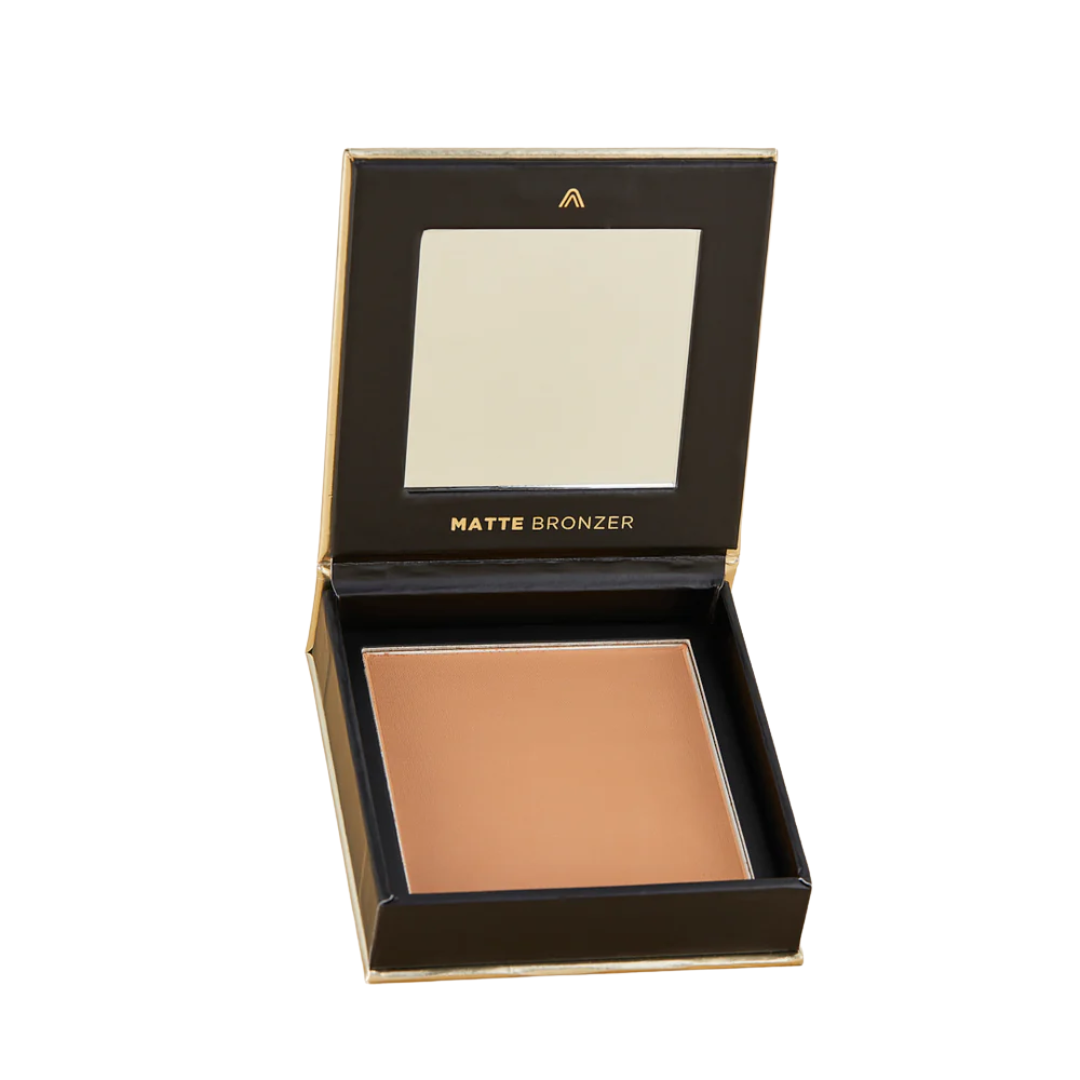 Matte Bronzer 1st Scene Atenea